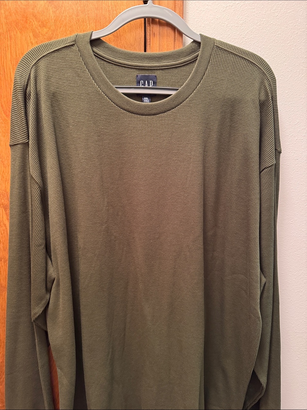 GAP Men's Olive Waffle Thermal Long Sleeve Shirt